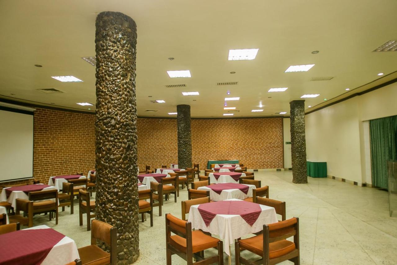 Green Hills Hotel Nyeri Extérieur photo