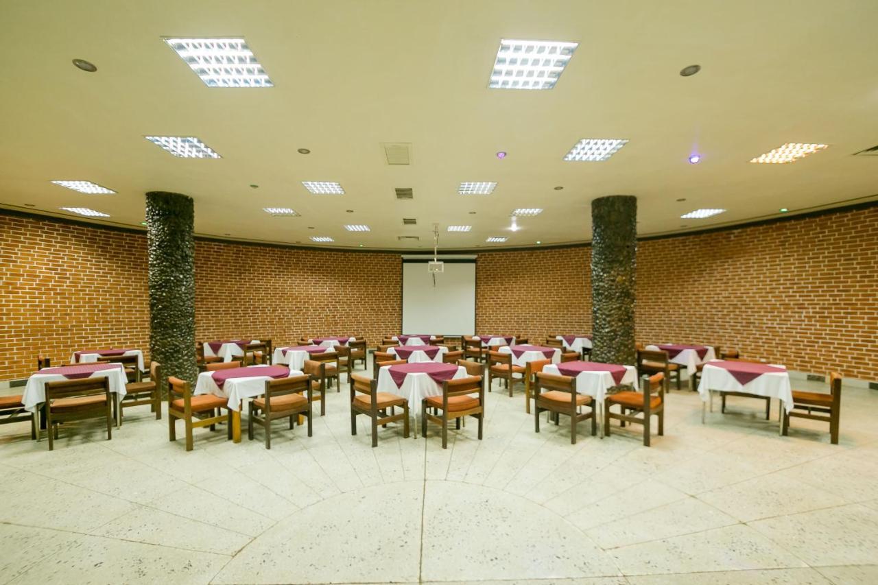 Green Hills Hotel Nyeri Extérieur photo