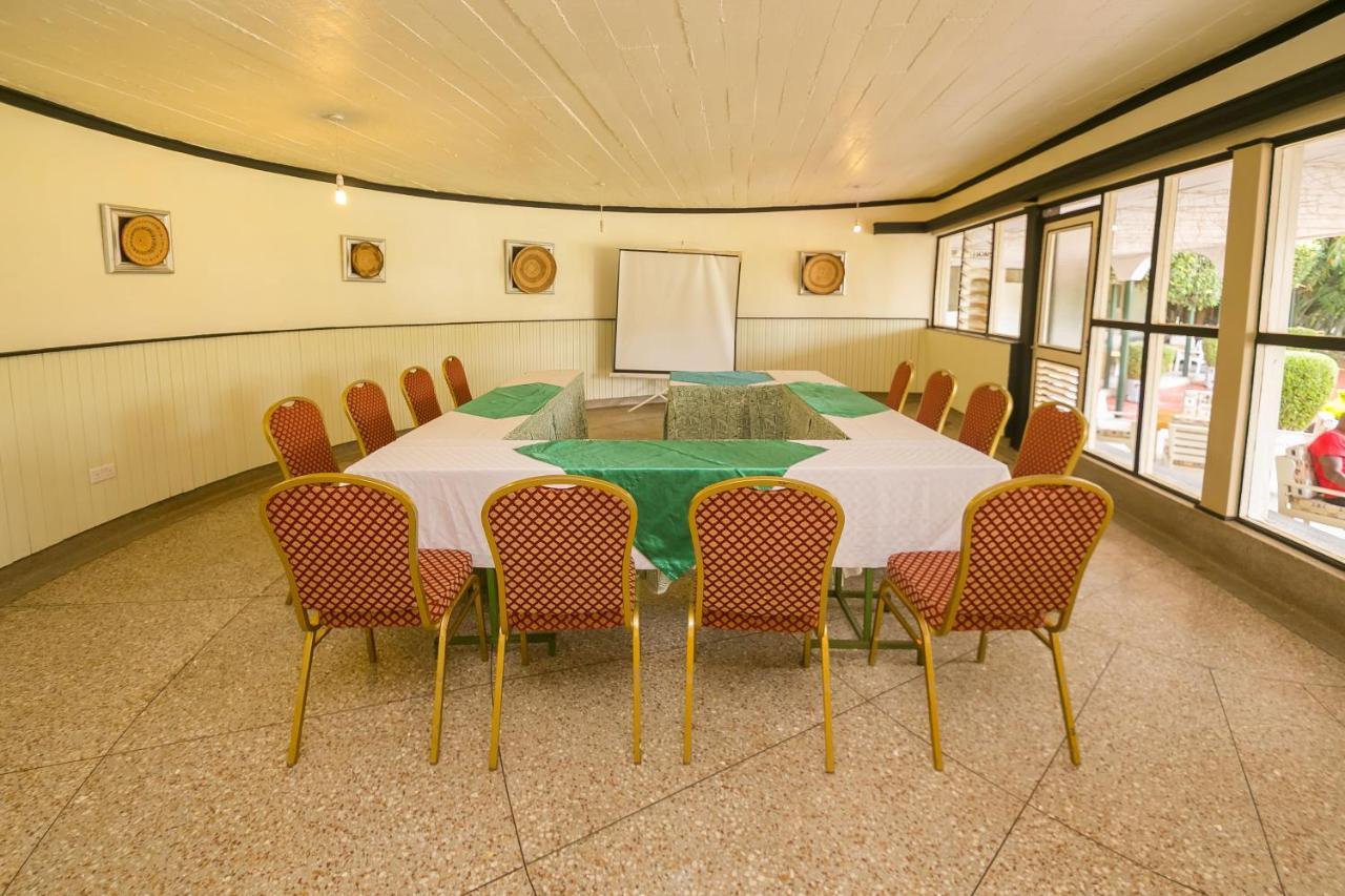 Green Hills Hotel Nyeri Extérieur photo