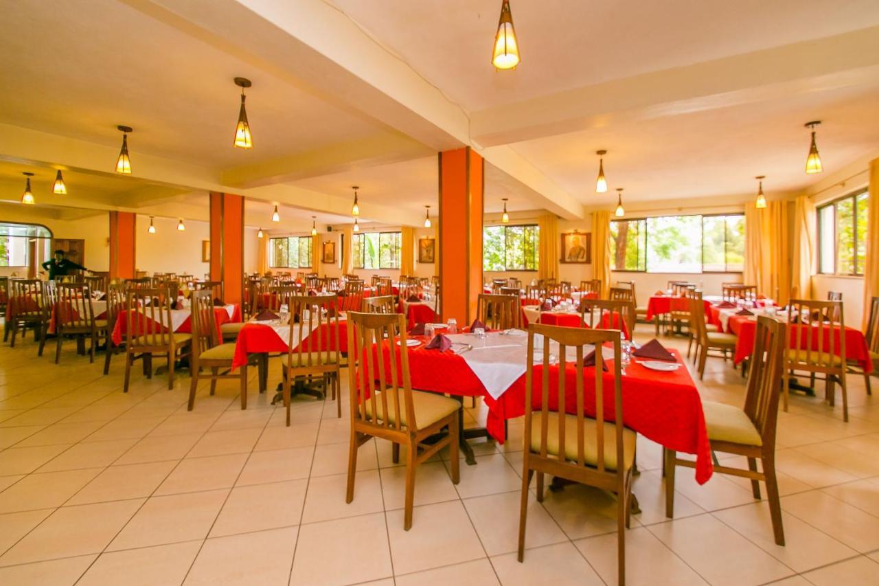 Green Hills Hotel Nyeri Extérieur photo